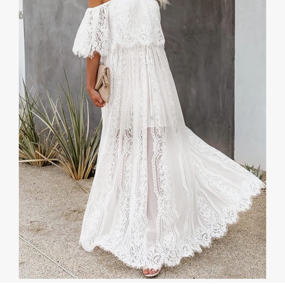 New Elegant Lace Dress in White Event Photoshoot Shower Wedding Dress